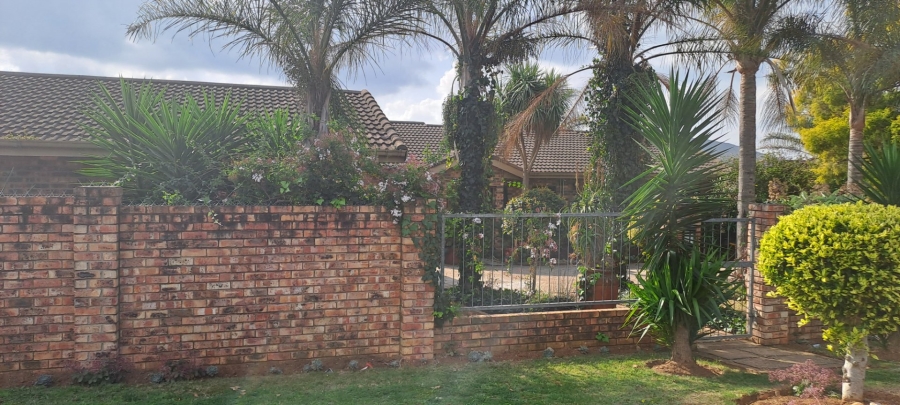 4 Bedroom Property for Sale in Vanes Estate Eastern Cape